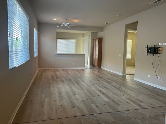 19416 Crystal Springs Ln in Apple Valley, CA - Building Photo - Building Photo