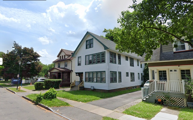 property at 25 Rosalind St