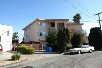 226 Carlton Ave in San Bruno, CA - Building Photo - Building Photo