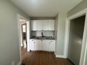 15065 Gilchrist St in Detroit, MI - Building Photo - Building Photo