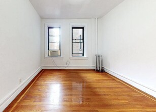 4848 Broadway in New York, NY - Foto de edificio - Building Photo