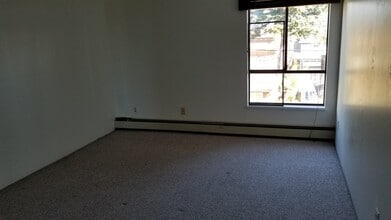 3663 W 16th Ave in Vancouver, BC - Building Photo - Building Photo