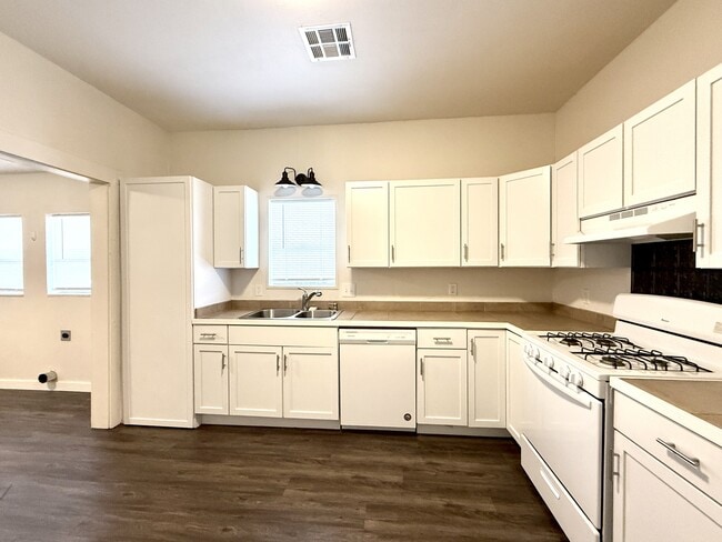 531 G St NW in Ardmore, OK - Building Photo - Building Photo