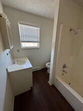 4340 W Bethany Dr in Columbia, MO - Building Photo - Building Photo