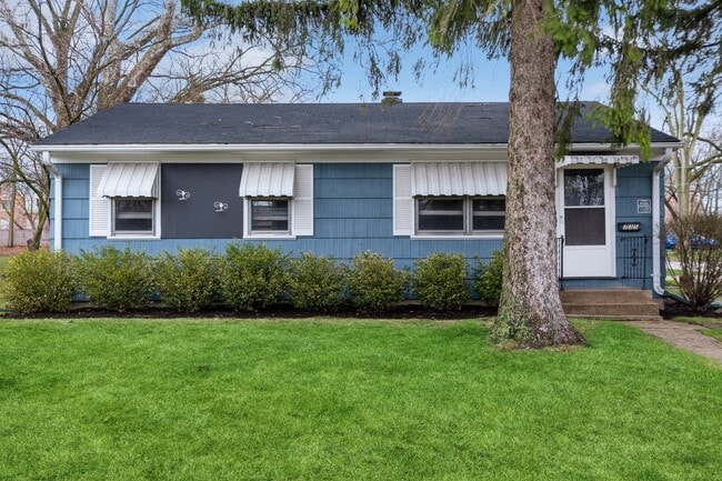 property at 735 Chestnut St