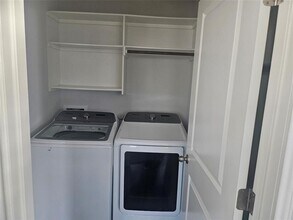 16816 Caperi Dr in Pflugerville, TX - Building Photo - Building Photo