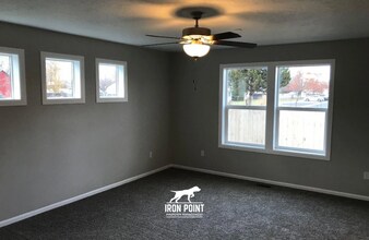 702 S Florence Ct in Nampa, ID - Building Photo - Building Photo