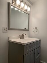 11 Milk St, Unit 3 in Newburyport, MA - Foto de edificio - Building Photo