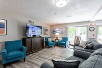 University & Woodland Crossing - 6