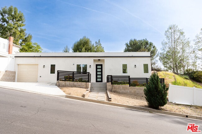 property at 4724 El Caballero Dr