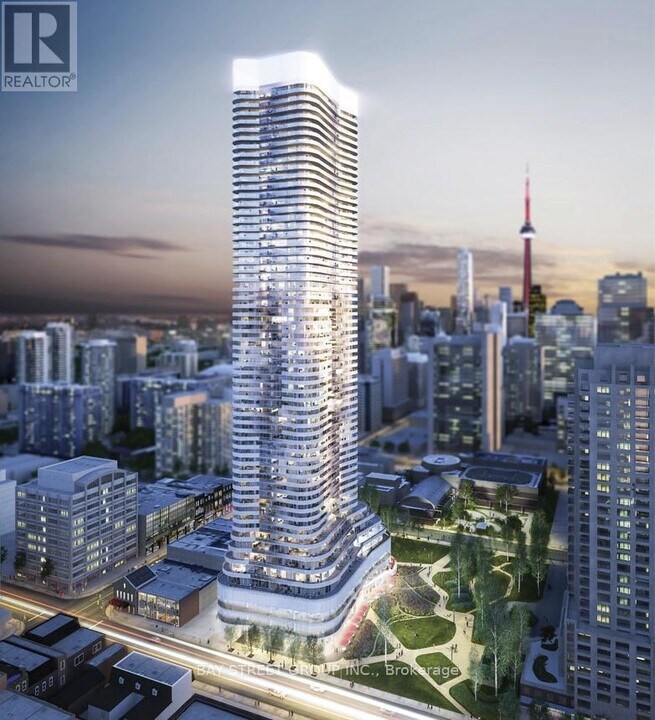 11-1811 Wellesley St W in Toronto, ON - Building Photo