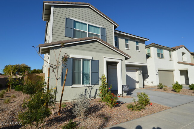 property at 1326 W Coyote Dr
