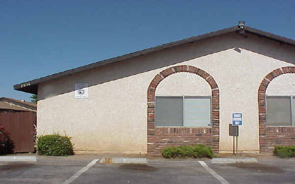 Mesa Garden Apartments in Hesperia, CA - Building Photo - Building Photo