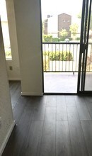 14518 127th Ave NE-Unit -W71 in Kirkland, WA - Foto de edificio - Building Photo