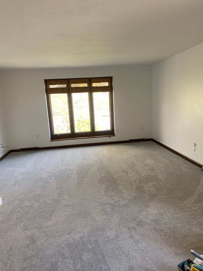 3 The Courtyards in Williamsville, NY - Building Photo - Building Photo