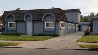 1344 E Windsor Rd, Unit A/front unit in Glendale, CA - Building Photo