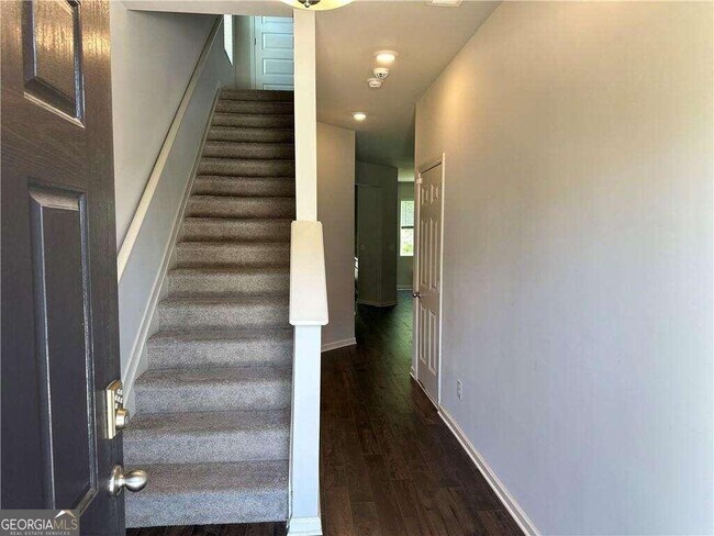 6270 Rockaway Rd in Atlanta, GA - Building Photo - Building Photo