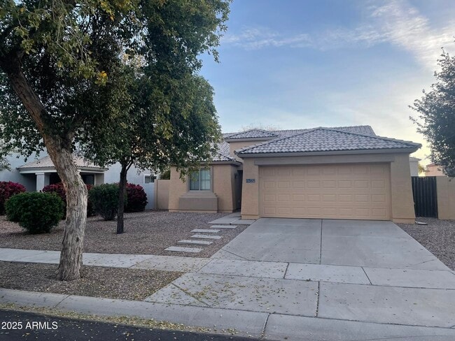 property at 3988 E Los Altos Dr