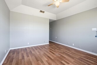 2333 N Danville Dr in Abilene, TX - Building Photo - Building Photo