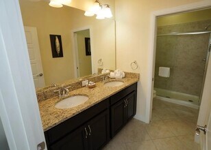 510 Captiva Dr in Davenport, FL - Building Photo - Building Photo