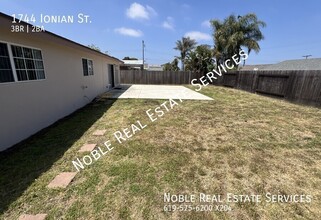 1744 Ionian St in San Diego, CA - Building Photo - Building Photo