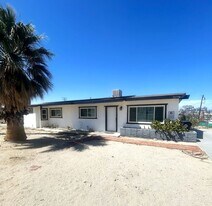 73778 Siesta Dr in Twentynine Palms, CA - Building Photo