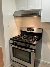 212 S E St in Santa Rosa, CA - Building Photo - Building Photo