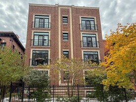 927 W Agatite Ave in Chicago, IL - Building Photo