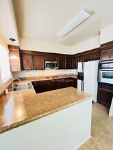 3678 Hidden Dr in San Antonio, TX - Foto de edificio - Building Photo