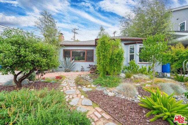 property at 10724 Garfield Ave