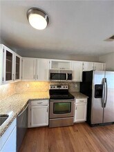585 Wedgewood Dr in Alpharetta, GA - Building Photo - Building Photo