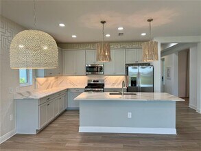 1007 Waterline Ct in Sarasota, FL - Building Photo - Building Photo