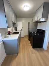 574 W Hedding St, Unit 2 in San Jose, CA - Foto de edificio - Building Photo