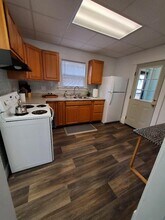 1417 Race St in Kalamazoo, MI - Building Photo - Building Photo