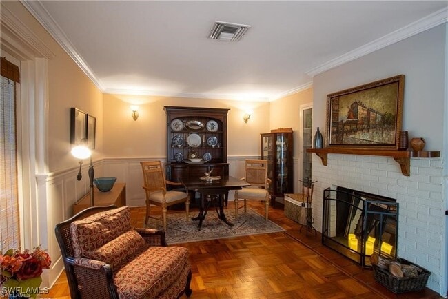 property at 1462 El Prado Ave