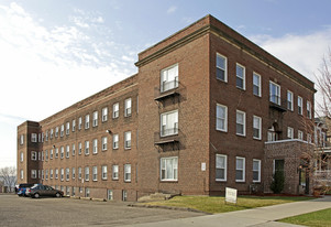 178 Summit Ave Apartments