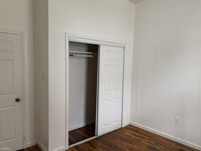 2034 N 18th St in Philadelphia, PA - Building Photo - Building Photo