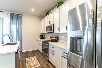 1123 Sugarwood St in Davenport, FL - Building Photo - Building Photo