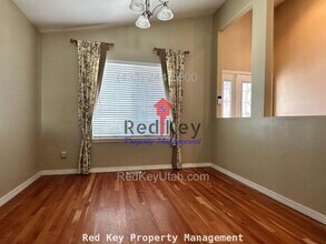 5573 Brienne Way in Stansbury Park, UT - Building Photo - Building Photo