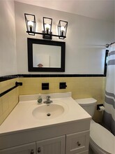 201 E 28th St in West Palm Beach, FL - Building Photo - Building Photo