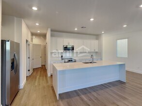 8176 Winterfell Peak Ave in Las Vegas, NV - Building Photo - Building Photo