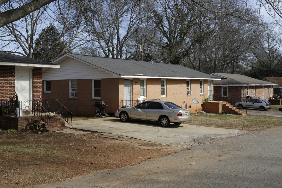 LHR Rentals in Greenville, SC - Foto de edificio