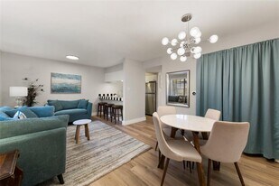 7801 Shoal Creek Blvd