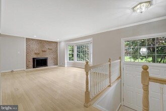 6720 Weaver Ave in McLean, VA - Building Photo - Building Photo