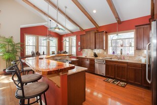 2989 Fresno Ave in South Lake Tahoe, CA - Building Photo