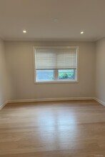 5 Walnut St in Rye, NY - Building Photo - Building Photo