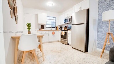 1645 SW 7th St in Miami, FL - Building Photo - Building Photo