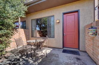 Riverside Suites in Tucson, AZ - Building Photo - Interior Photo