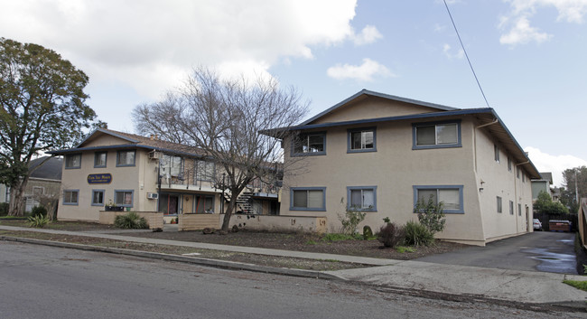 248 Coombs St in Napa, CA - Foto de edificio - Building Photo