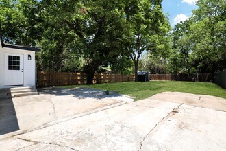 775 Yucca St in San Antonio, TX - Building Photo - Building Photo